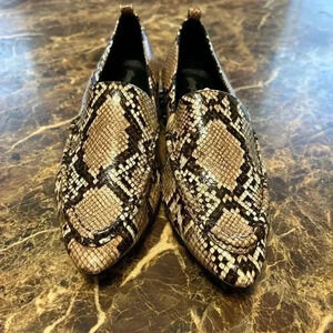 Jeffrey Campbell Barnett Snake Embossed Studded Loafer Size 7